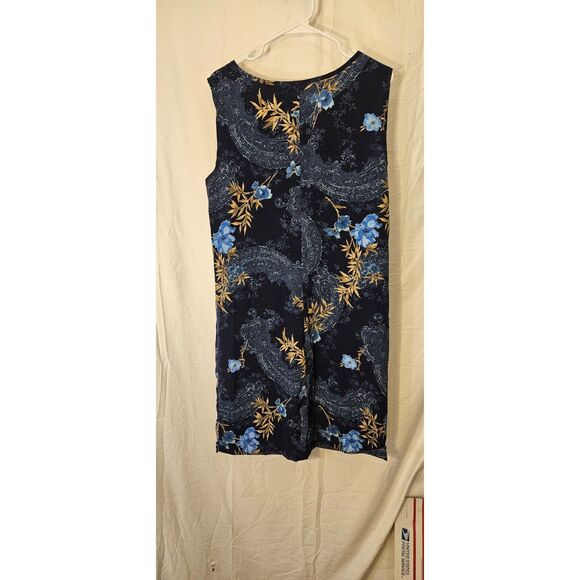 Floral Patterned Dress, Size XL -- ITEM #3410 - Picture 5 of 5